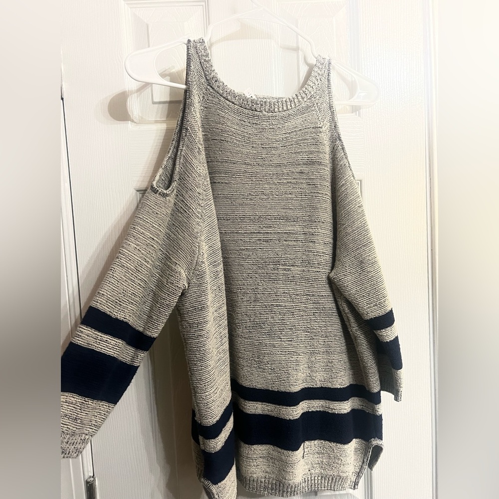 Two piece RVCA set - Picture 4 of 5